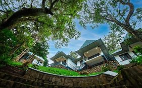 Golden Fern Resort